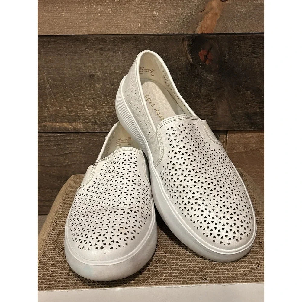 Cole Haan Grand Crosscourt‎ Flatform nubuck Women's 10B White